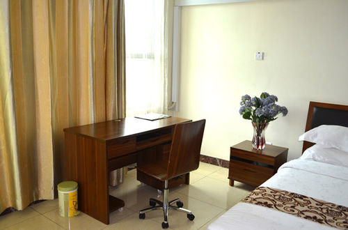 Mt. Zion Hotel Annex Кампала Экстерьер фото